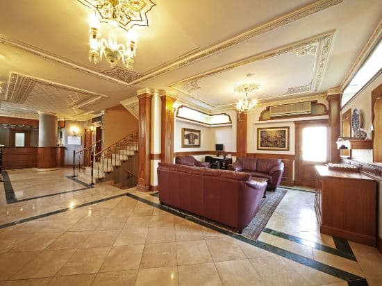Azade Hotel