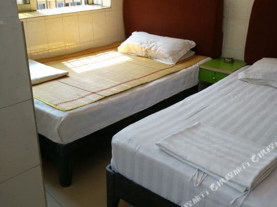 Xinlong Apartment