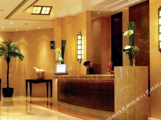 Crowne Plaza Century Park