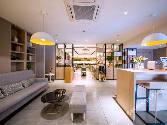 Home Inn (Shanghai Railway Station)