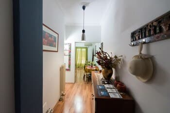 Athinian apartment veikou