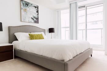 Sarkar Suites - Downtown Apartments