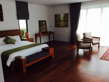 Anchan Lagoon Serenity Villa