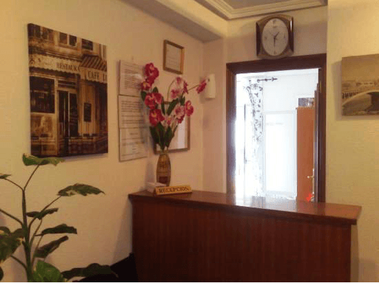 Hostal Uría