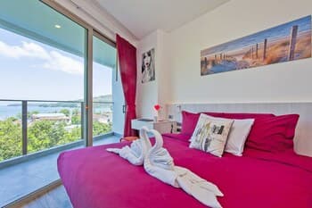 Oceana Seaview Apartment by Holiplanet