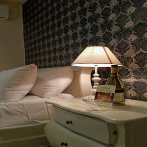 Central Hotel