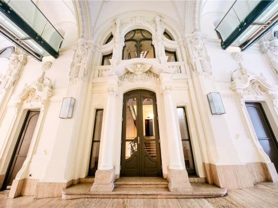 Buddha-Bar Hotel Budapest Klotild Palace