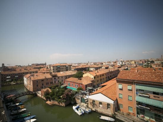 Sunny Terrace Hostel