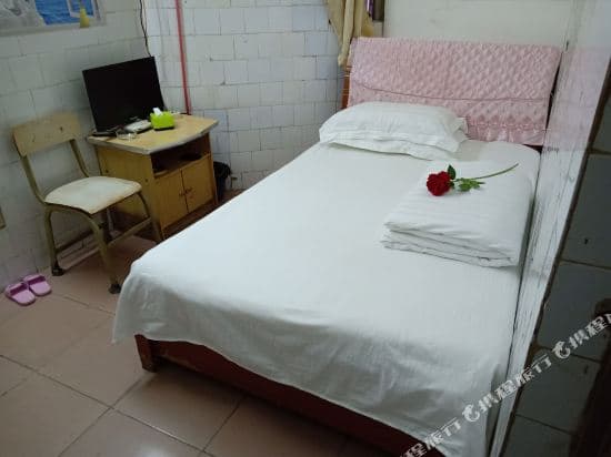 Guangzhou Happy Accommodation (University of Finance and Economics Chisha Branch)