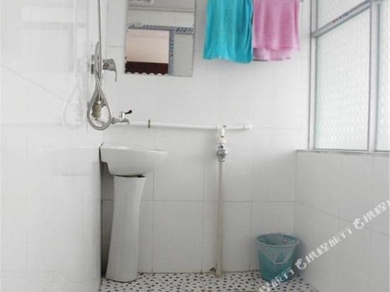 Qing Lian Hostel