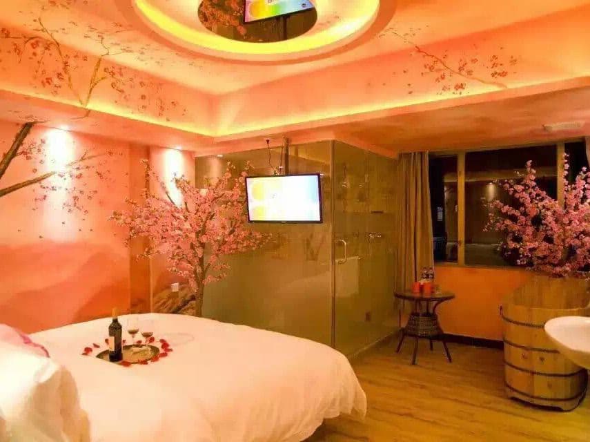 Zuiai Couples Hotel (Guangzhou Chebei Metro Station)