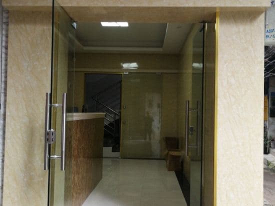 Guangzhou Changgang Apartment (Changgang Subway Station Store)