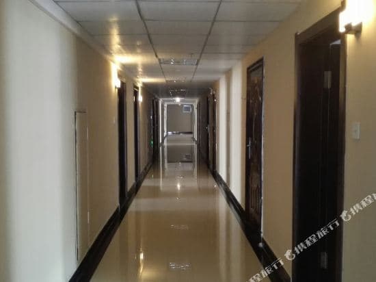Huanlesong Holiday Apartment (Railway Station, Tianmen Mountain)