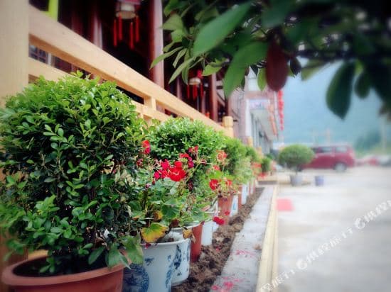 Shanshuijian Inn