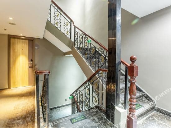 Shanghai Jiajia Hotel