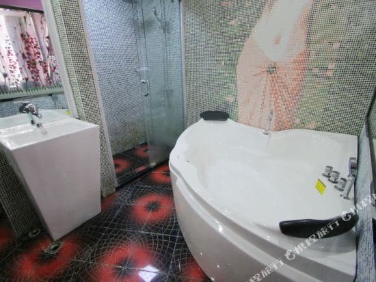 π Hotel (Shanghai Wujiaochang)