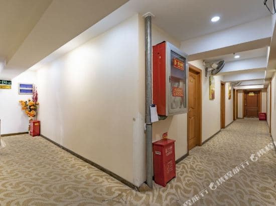 Puchao Hotel