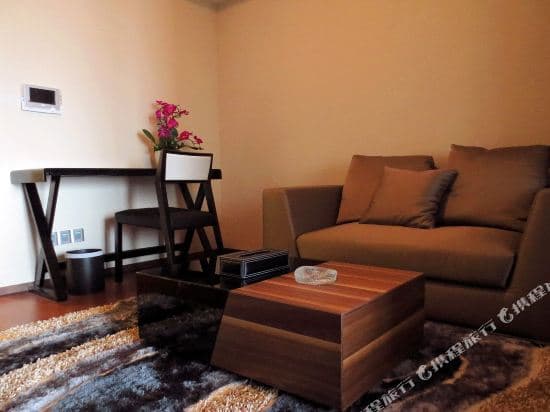 Linjiang Shangpin Apartment (Subway Station Store, Keyun Road, Pazhou Exhibition Center, Guangzhou)