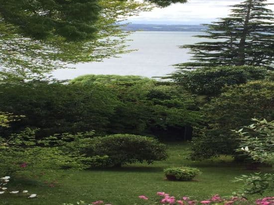 Lakeview Holiday Home