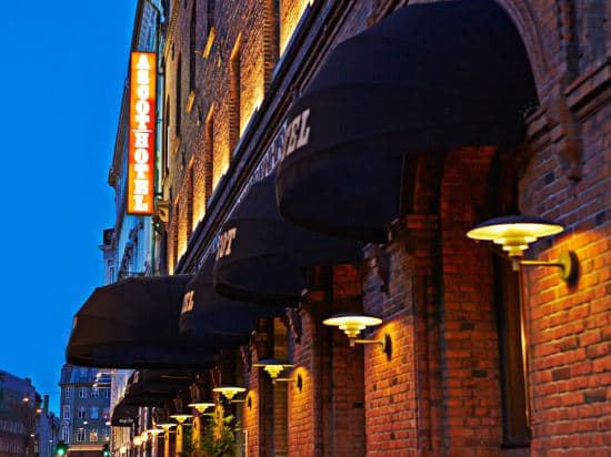 Ascot Apartments