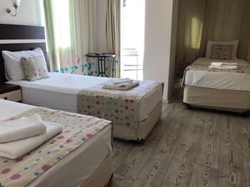 Luna Lara Hotel