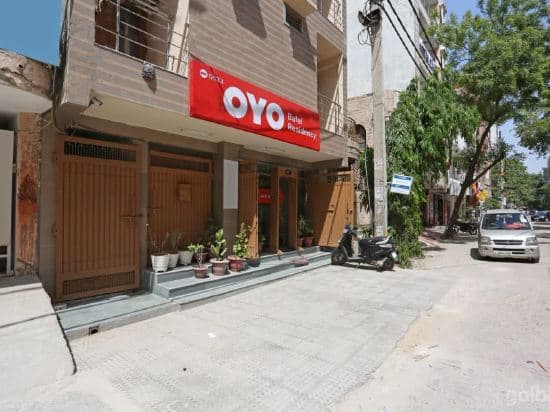 OYO 5533 Bafel Residency