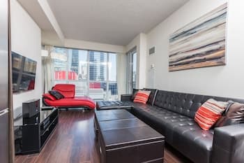 Applewood Suites - Convention Centre & Blue Jays