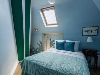Luxury 2 Bedroom Duplex - Beautiful Monument View