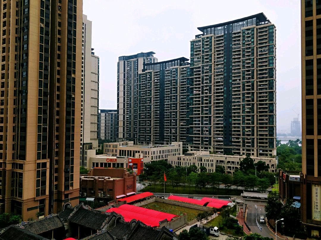 Shiyue Chain Youth Inn