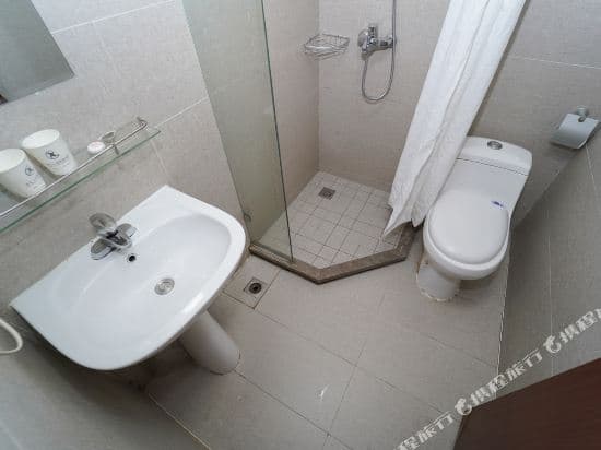 Shanghai Xiongguang Hotel