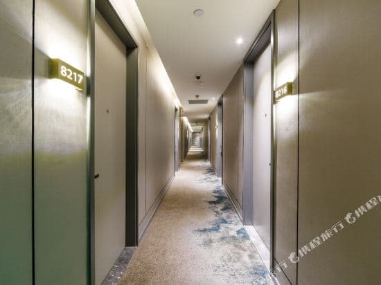 Homeinn Selected(Century Avenue Metro Station, Lujiazui, Shanghai)