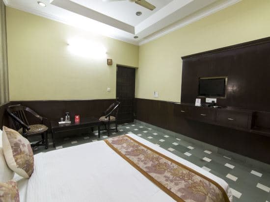 OYO 2072 Hotel Indigo Heritage