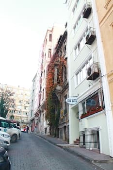 Liva Suite Hotel