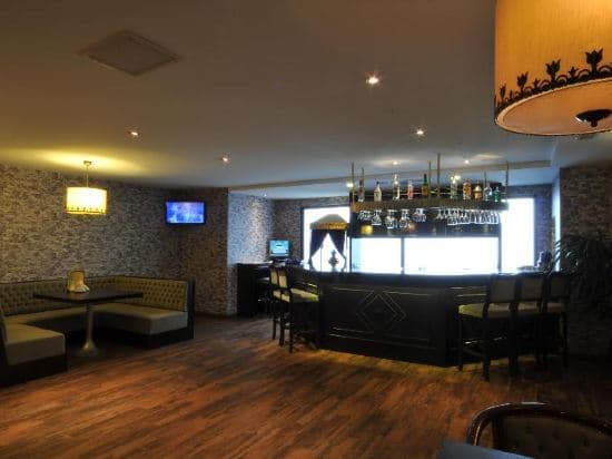 Adela Hotel