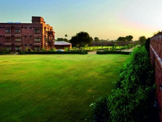 Garh Govind Hotel & Rresort