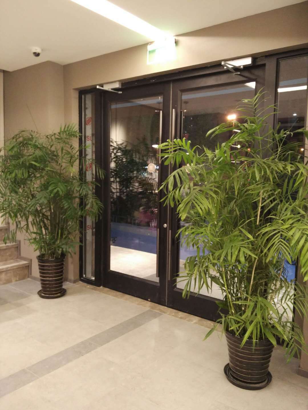 Home Inn (Shanghai the Bund City God Temple Xiaonanmen Metro Station)