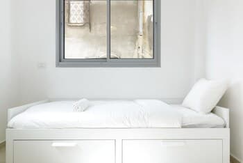 Amazing 3 BDR 2 Baths, Balcony and Parking