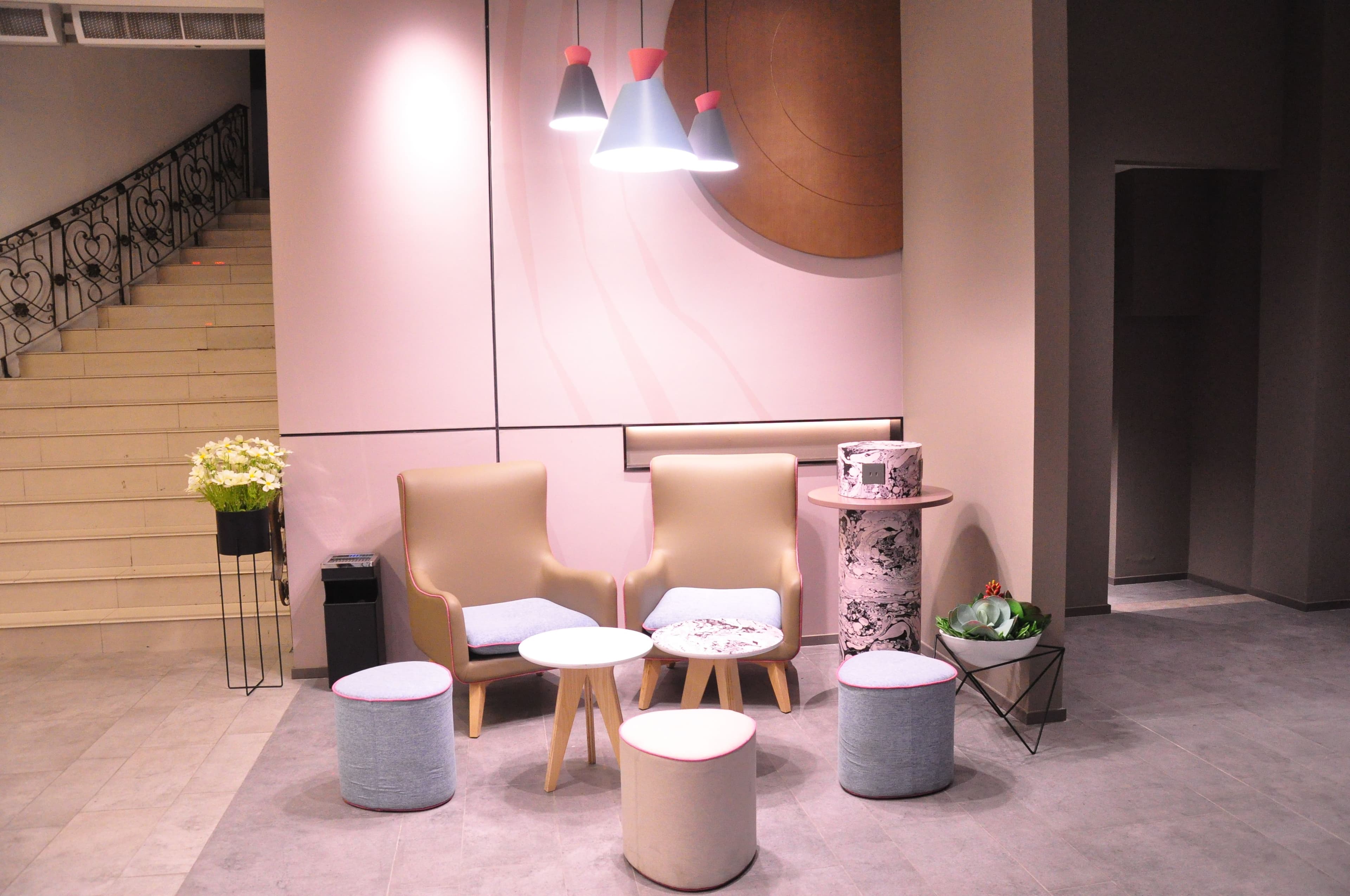 Home Inn Neo (Shanghai New International Expo Center, Yanggao South Road Metro Station)