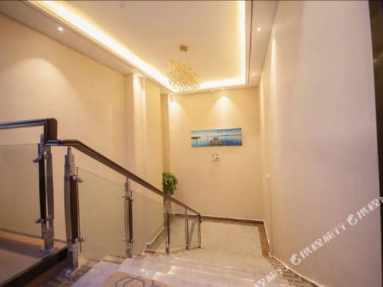 Longxiang Intelligent Hotel