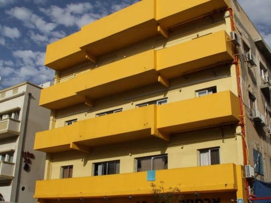 Hayarkon Hostel