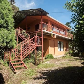 Hummingbird House B&B