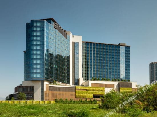 Sheraton Hong Kong Tung Chung Hotel