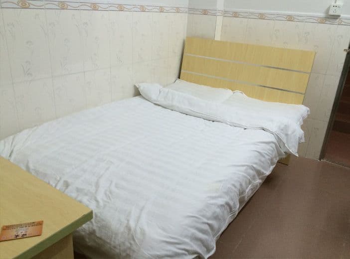 Haizhu Yingbin Apartment