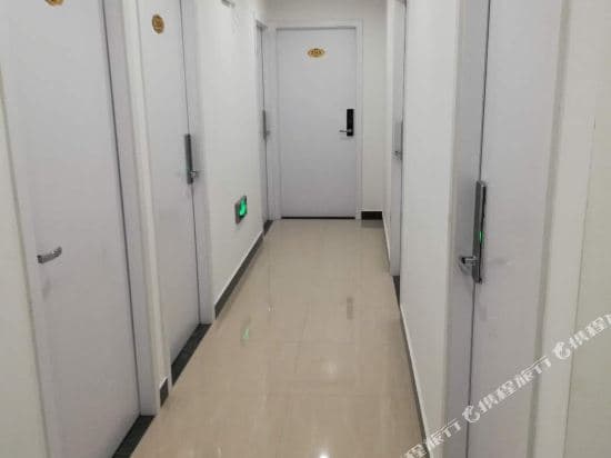 Shanghai ZiHe Hotel