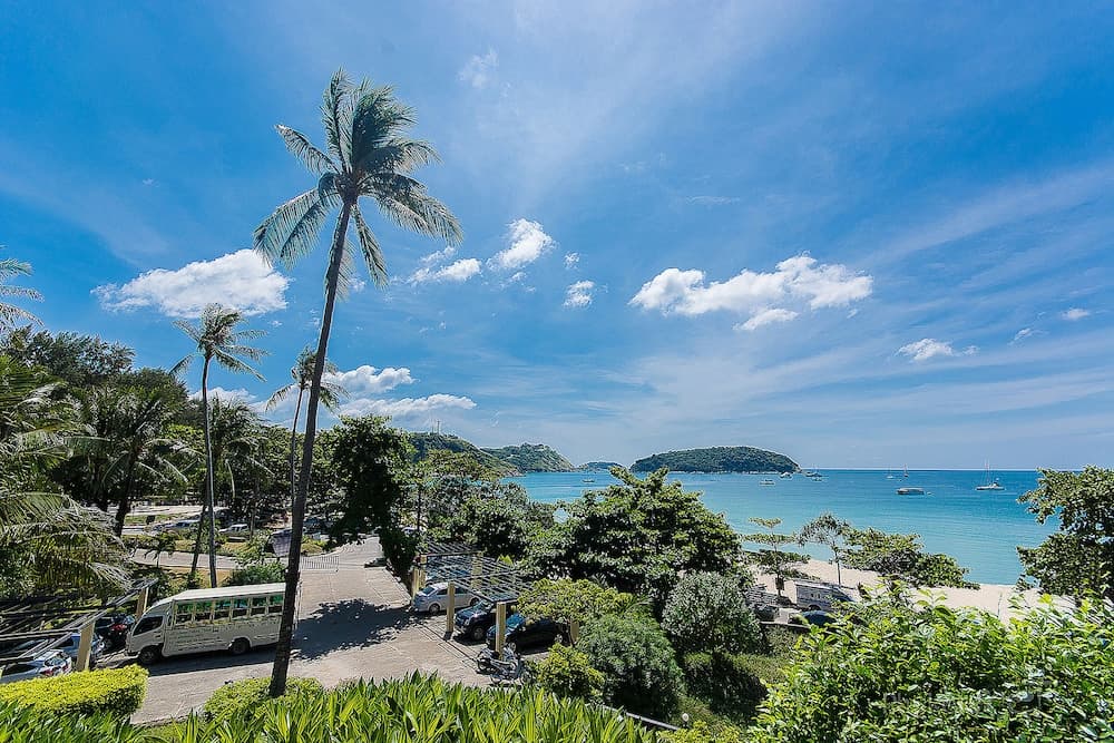 all Seasons Naiharn Phuket