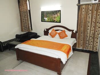 Jana Residency Hotel