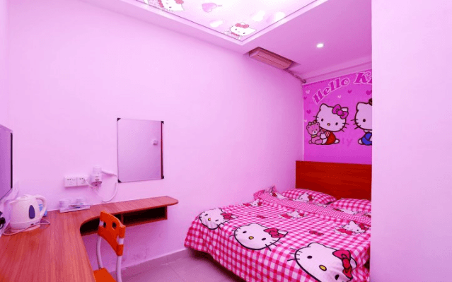 Apple Apartment