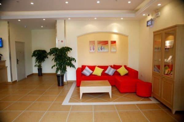 Home Inn  (Shanghai New International Expo Center West Gaoke Road Luoshan Road)