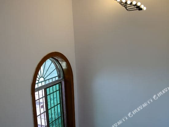 Zhangjiajie Time Cang Creative Inn (Tianmenshan Cableway Branch)