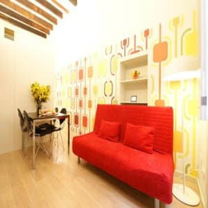 BCN Town Apartments Born